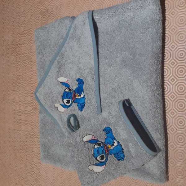SORTIE DE BAIN BRODEE 30.00 €